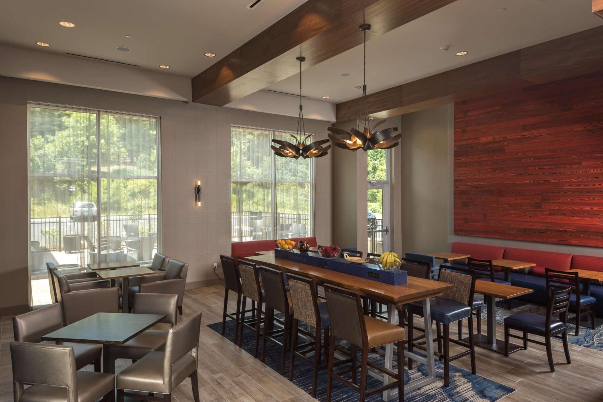 Hampton Inn & Suites-Asheville Biltmore Village, Nc Exteriör bild