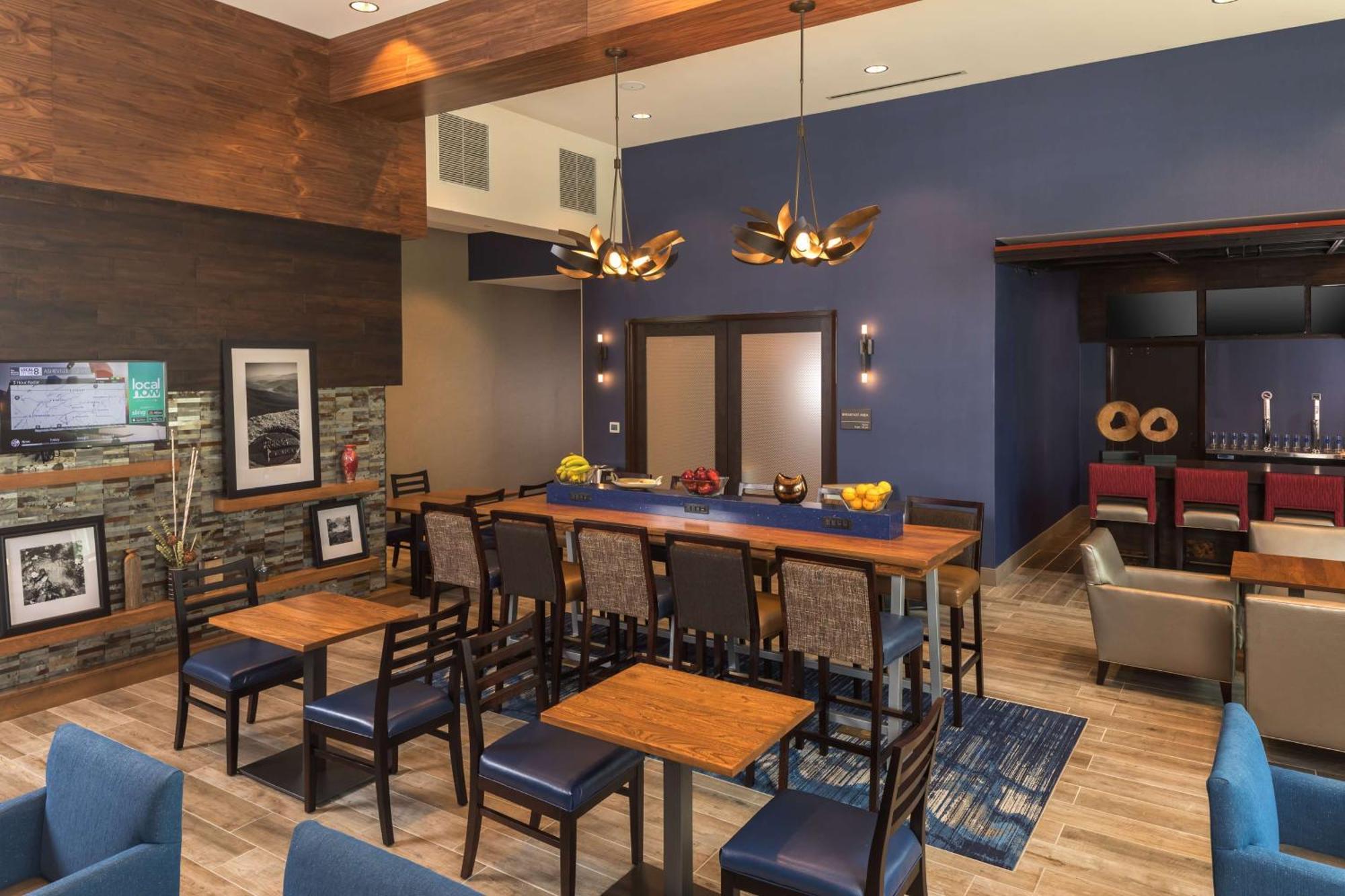 Hampton Inn & Suites-Asheville Biltmore Village, Nc Exteriör bild